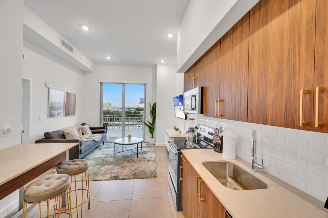 Апартаменти Modern Unit In Downtown Miami With Free Parking Екстер'єр фото