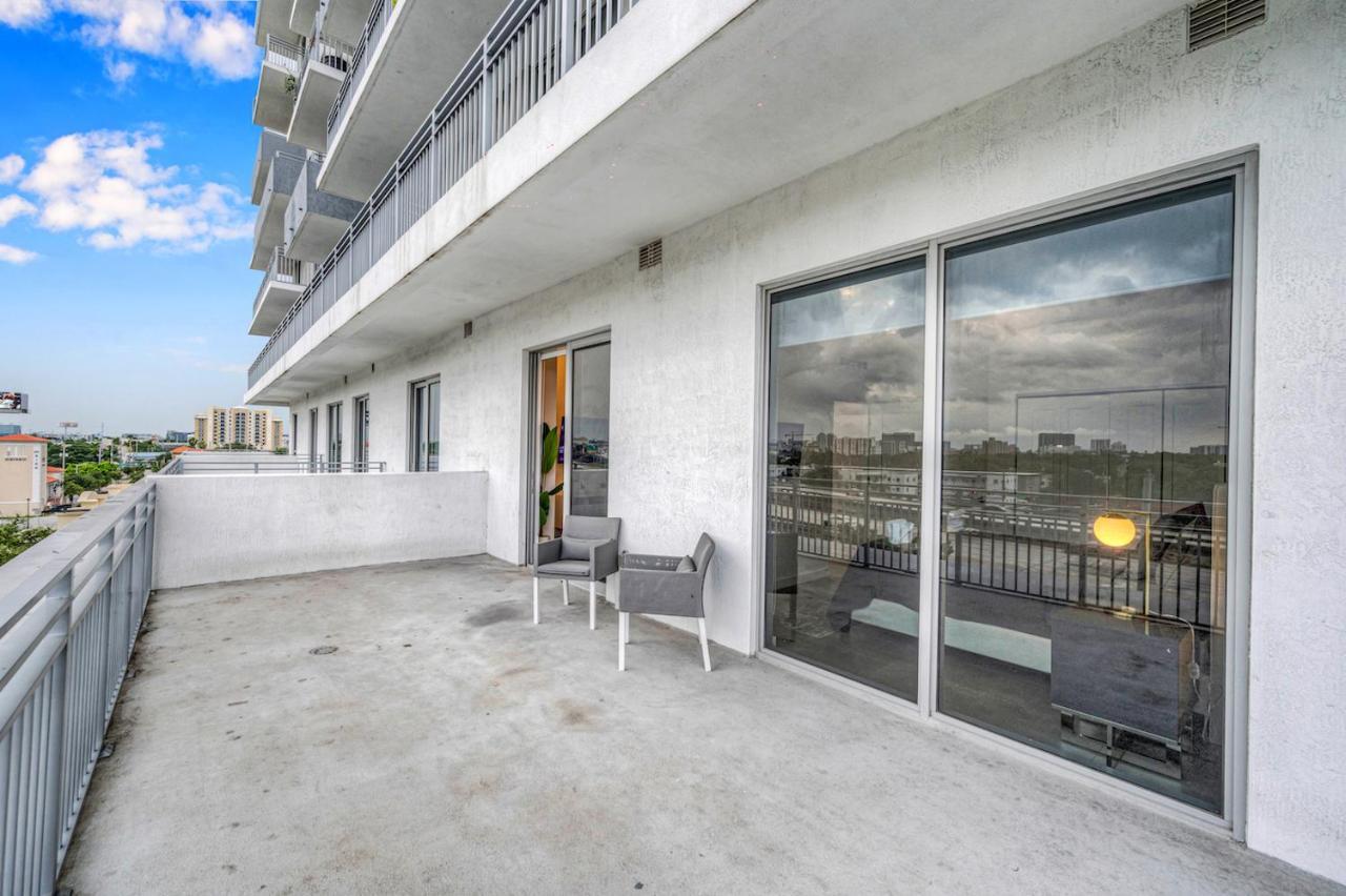 Апартаменти Modern Unit In Downtown Miami With Free Parking Екстер'єр фото