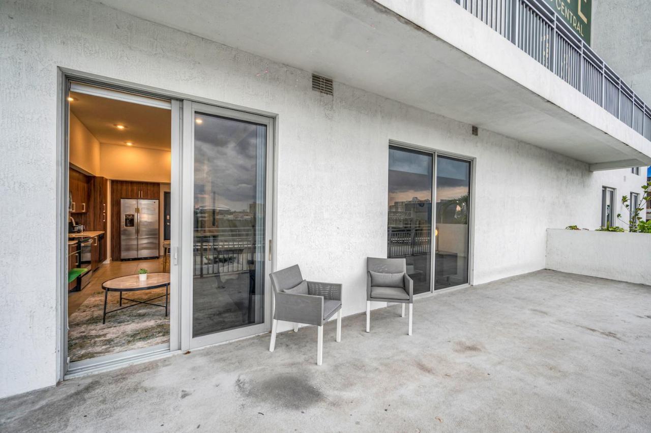 Апартаменти Modern Unit In Downtown Miami With Free Parking Екстер'єр фото